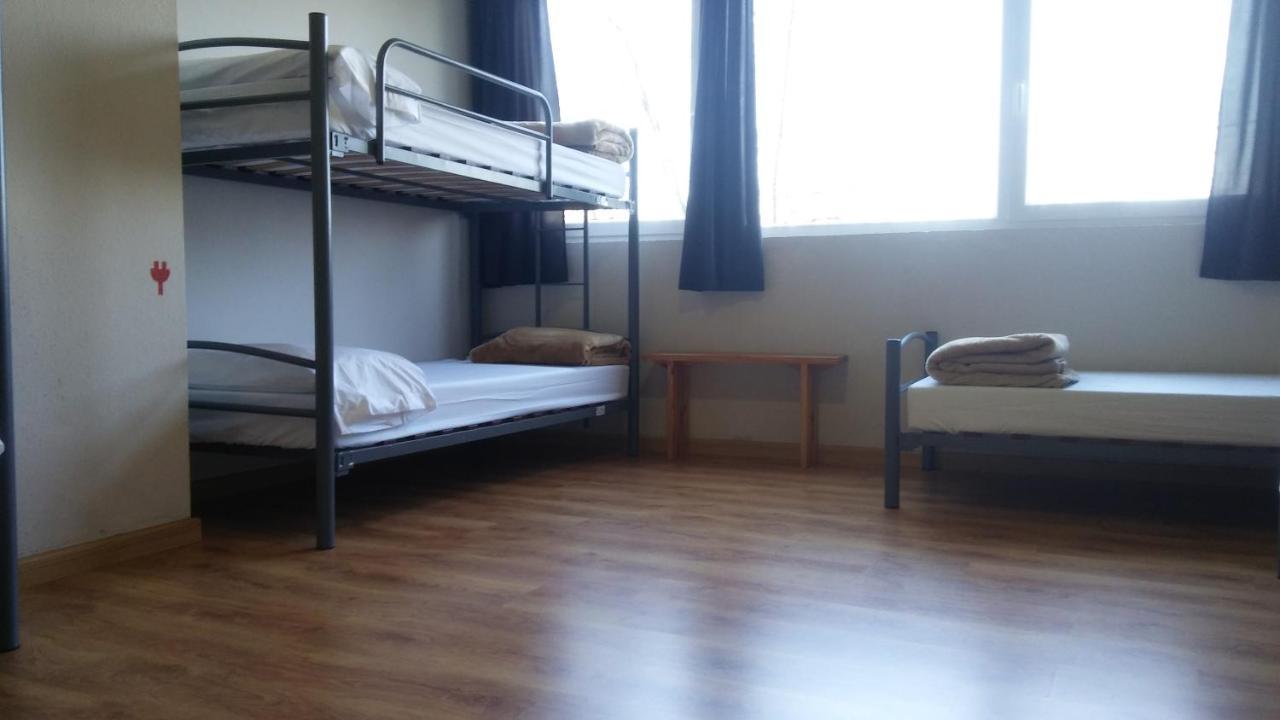 Alma Del Camino - Rooms & Albergue Sarria Buitenkant foto