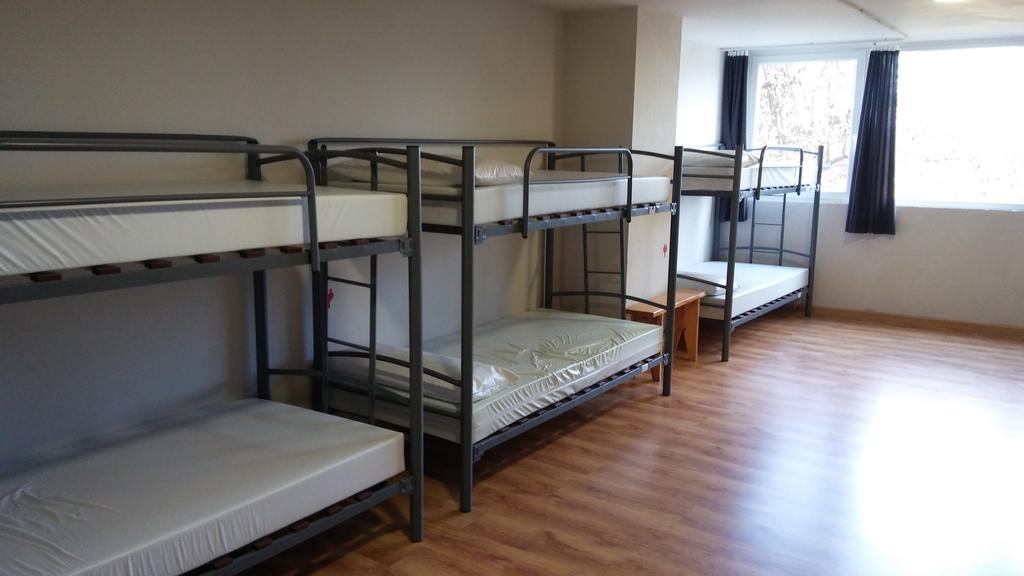 Alma Del Camino - Rooms & Albergue Sarria Buitenkant foto