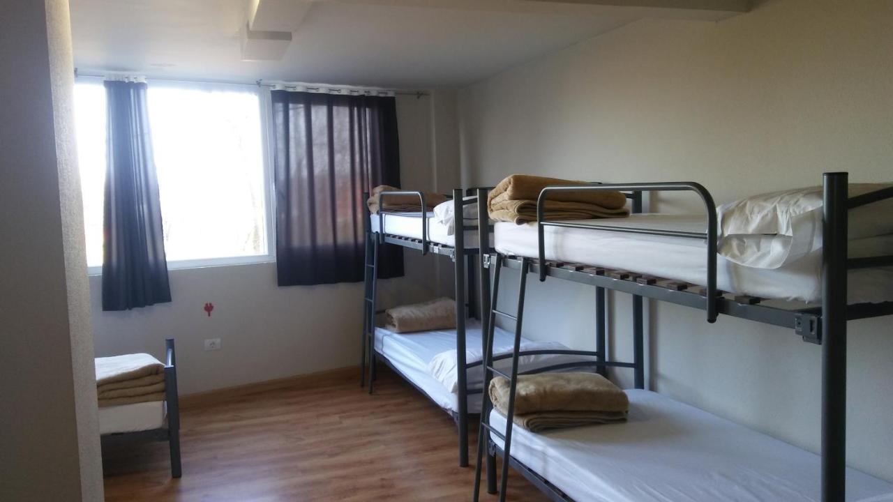 Alma Del Camino - Rooms & Albergue Sarria Buitenkant foto